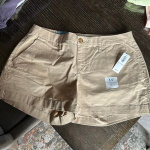 Old Navy tan shorts, 3.5” inseam. New with tags